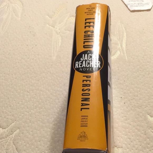 NWT, HARDCOVER,THRILLER/MYSTERY,Jack Reacher Series, by Lee Child,LARGE PRINT - Picture 5 of 5